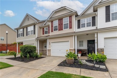 Lake Lanier Townhome/Townhouse For Sale in Flowery Branch Georgia