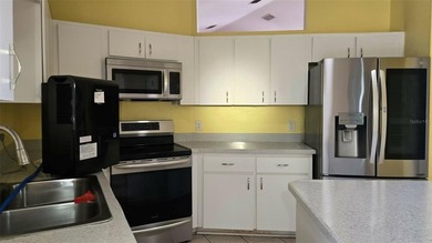 Wonderful 2 bedroom 2 bath split bedroom home in highly sought - photo 2