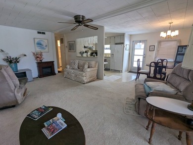 Welcome Home to this Lovely fully furnished and spacious 3 - photo 12