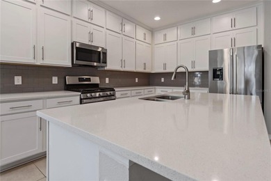 Virtually Staged. Enjoy single-level living in lakefront Hull - photo 16