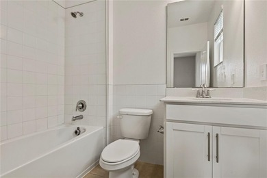 Virtually Staged. Enjoy single-level living in lakefront Hull - photo 33