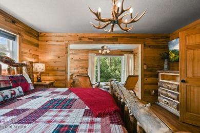 Escape to Rustic Hideaway -- your ultimate retreat in the woods! - photo 34