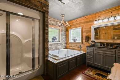 Escape to Rustic Hideaway -- your ultimate retreat in the woods! - photo 41