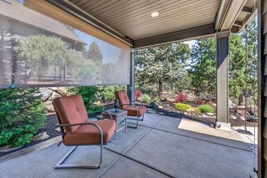 Single-level home, clear mountain views overlooking the 1st - photo 46