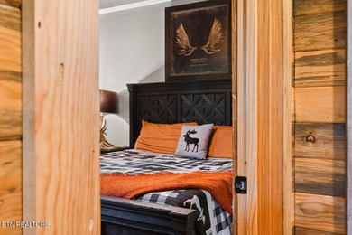 Escape to Rustic Hideaway -- your ultimate retreat in the woods! - photo 49