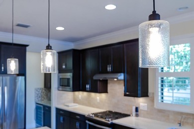 Welcome to Veranda Gardens, where luxury meets convenience - photo 10