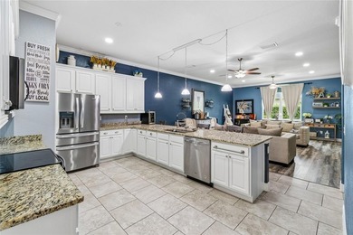 Welcome to your dream home, perfectly situated on a spacious - photo 6
