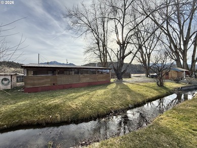 (private lake, pond, coastal) Home For Sale in Mountvernon Oregon