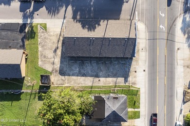 Versatile 4,050 SqFt Commercial Building in a Prime Location! - photo 10