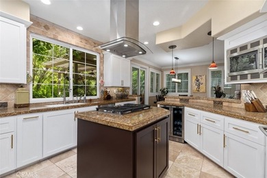 Welcome to this stunning 5-bedroom, 3.5-bath executive home - photo 12