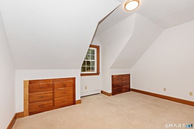 Welcome to this beautiful, private retreat at 15 Woodland Drive - photo 18