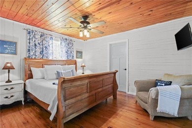 This Baxley property opens the door to something you don't come - photo 24