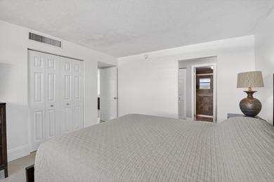 Pristine and fully updated, this penthouse-level 1-bedroom plus - photo 24