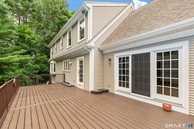 Welcome to this beautiful, private retreat at 15 Woodland Drive - photo 30