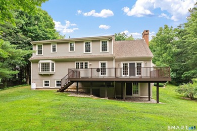 Welcome to this beautiful, private retreat at 15 Woodland Drive - photo 31
