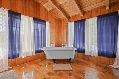 This Baxley property opens the door to something you don't come - photo 40