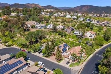 Welcome to this stunning 5-bedroom, 3.5-bath executive home - photo 46