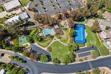 Welcome to this stunning 5-bedroom, 3.5-bath executive home - photo 47