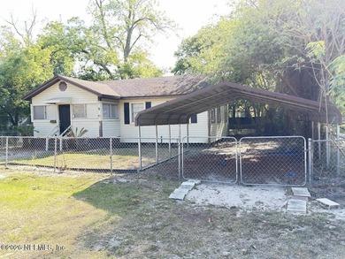 Calling all investors and savvy buyers! This 3-bedroom, 2-bath - photo 5