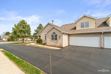 Below Market! Freshly Painted Throughout. Large 3 bedroom - photo 22