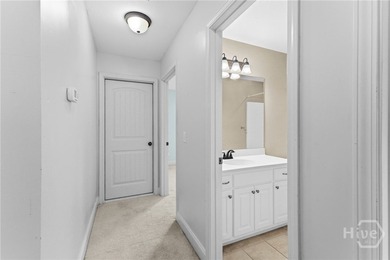 Welcome to 75 Jacobs Circle in Dunham Marsh, nestled in a quiet - photo 42