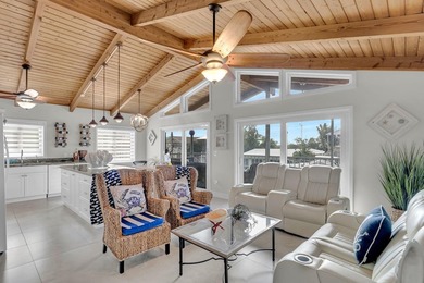 This canal front home checks all the boxes. PRICE, CONDITION - photo 4