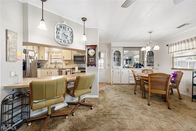 A little TLC can go along way here with over 1100 Sqft, 2 - photo 10