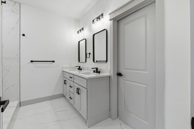 *** $5,000 seller concession toward buyer closing costs! Don't - photo 18