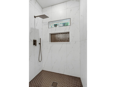 *** $5,000 seller concession toward buyer closing costs! Don't - photo 21