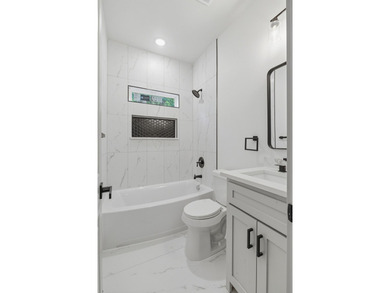 *** $5,000 seller concession toward buyer closing costs! Don't - photo 25