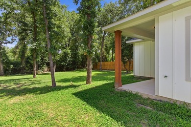 *** $5,000 seller concession toward buyer closing costs! Don't - photo 28