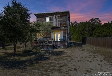 Canyon Lake Home For Sale in Canyon Lake Texas