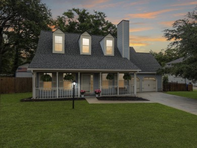 Lake Home For Sale in Mount Pleasant, South Carolina