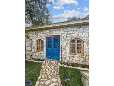 Lake Dunlap Home For Sale in New Braunfels Texas