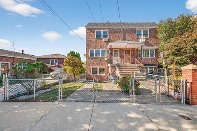 East River - Bronx County  Home Sale Pending in Bronx New York