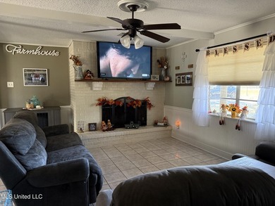 Country Living with Room to Grow! Discover the perfect blend of - photo 15