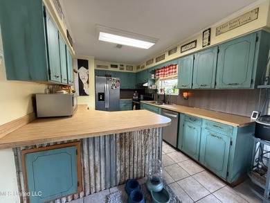 Country Living with Room to Grow! Discover the perfect blend of - photo 23