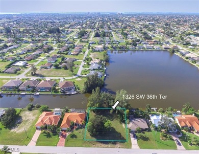 Lake Lot For Sale in Cape Coral, Florida