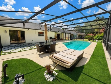 Beautiful pool home located in the highly sought-after - photo 3