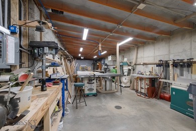 81 Steamboat Trail offers a thoughtful balance of architectural - photo 46