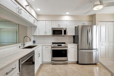 PRICE DROP! SELLER WILL PREPAY 3 MO OF HOA ($2583 VALUE) Fully - photo 2