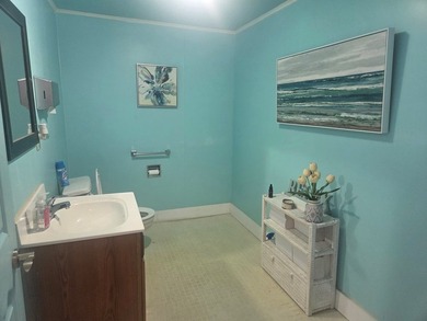 Beautiful Downtown Huntingdon commercial property on the 600 - photo 8
