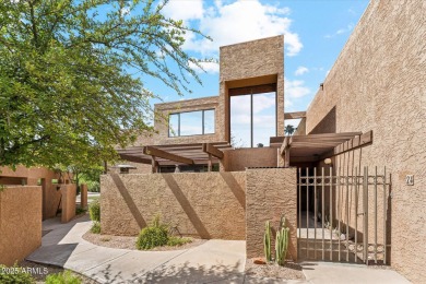 Lake Townhome/Townhouse For Sale in Paradise Valley, Arizona