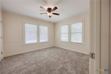 Welcome home to 903 N. Glendale Street in the heart of - photo 9