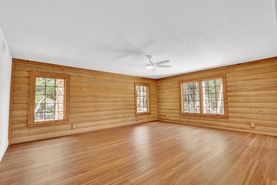 Stunning custom 4BR/3BA POOL home with 2-car garage and nearly 5 - photo 23