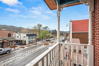 Own a rare standalone building in the heart of charming downtown - photo 24