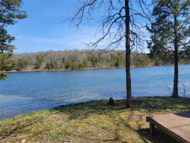 Lake Briarwood Lot For Sale in De Soto Missouri