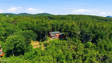 STUNNING LAKE VIEW + PRIME LOCATION. Beautifully renovated and - photo 3