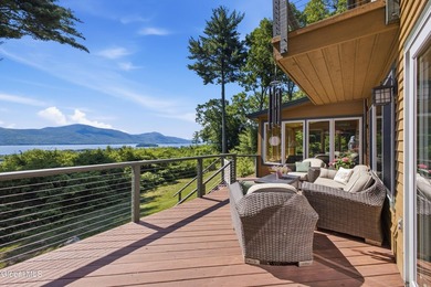 STUNNING LAKE VIEW + PRIME LOCATION. Beautifully renovated and - photo 6
