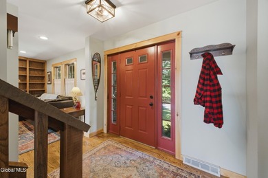 STUNNING LAKE VIEW + PRIME LOCATION. Beautifully renovated and - photo 7